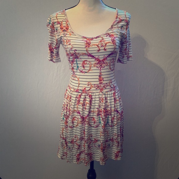 DONATED** Cute MINKPINK Striped/Floral Knit Dress S/M - Picture 1 of 9